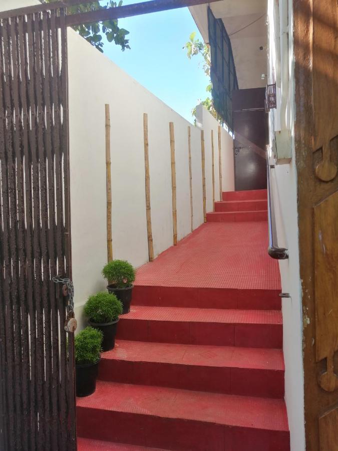 מלון ורקלה Blue Waves Beach Residency מראה חיצוני תמונה