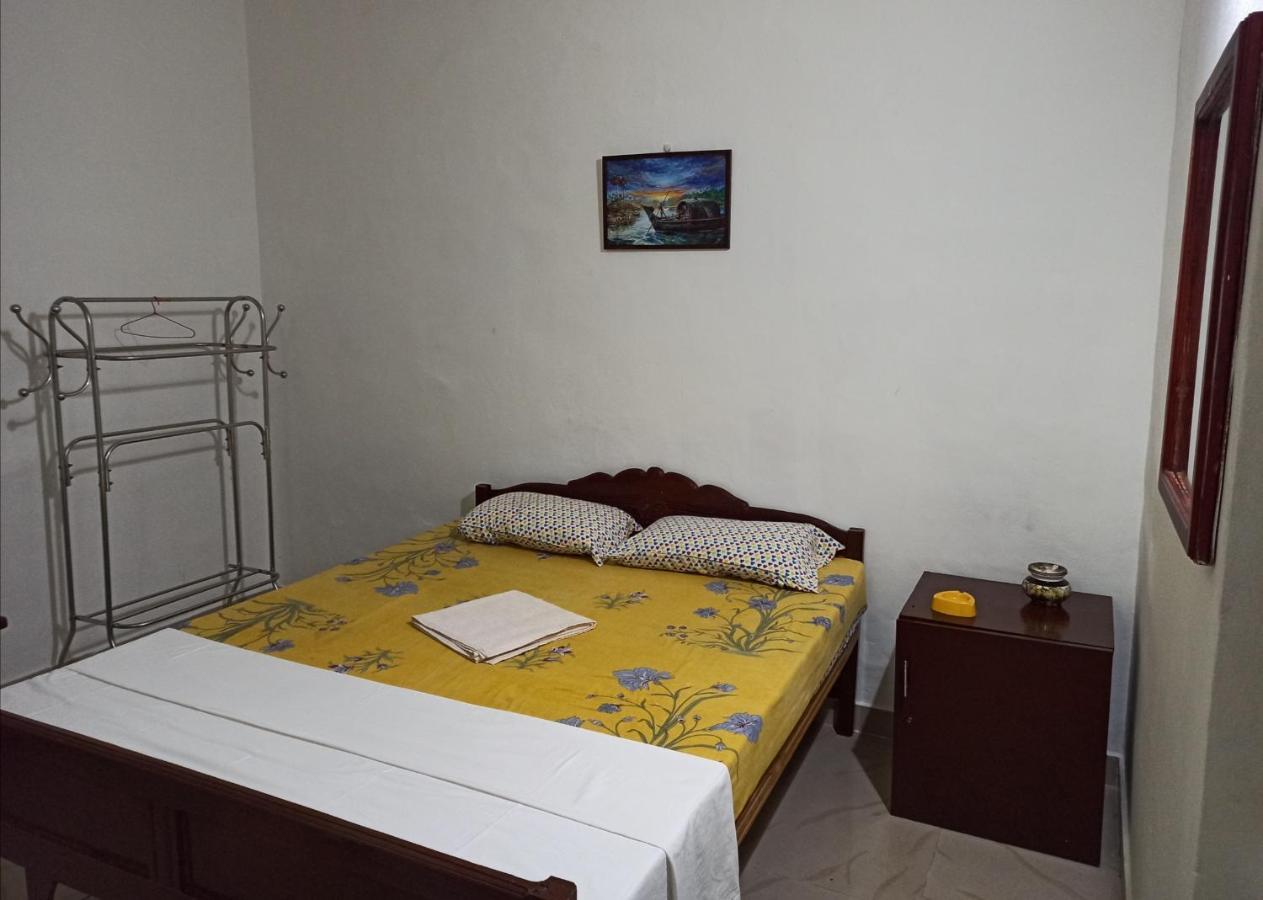 מלון ורקלה Blue Waves Beach Residency מראה חיצוני תמונה